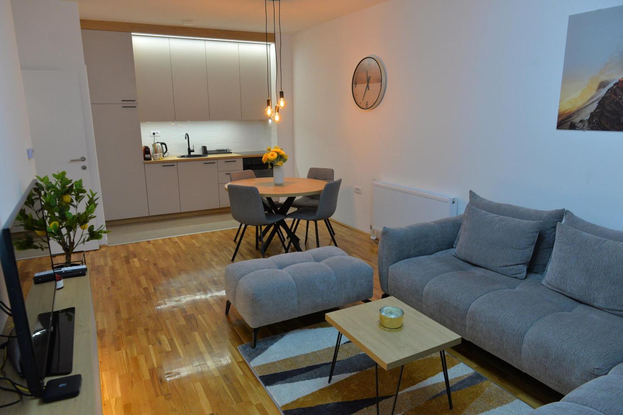 Hm Apartments Indija Esterno foto